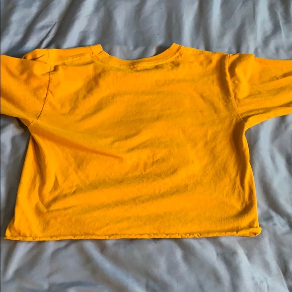 Yellow long sleeved Selena crop top - Picture 5 of 5